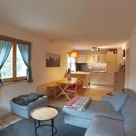 Centre 1, Au Coeur Du Village De *